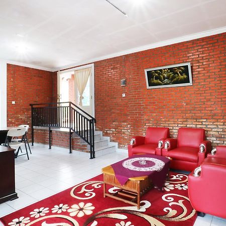 Villa Madani Paragajen Екстериор снимка