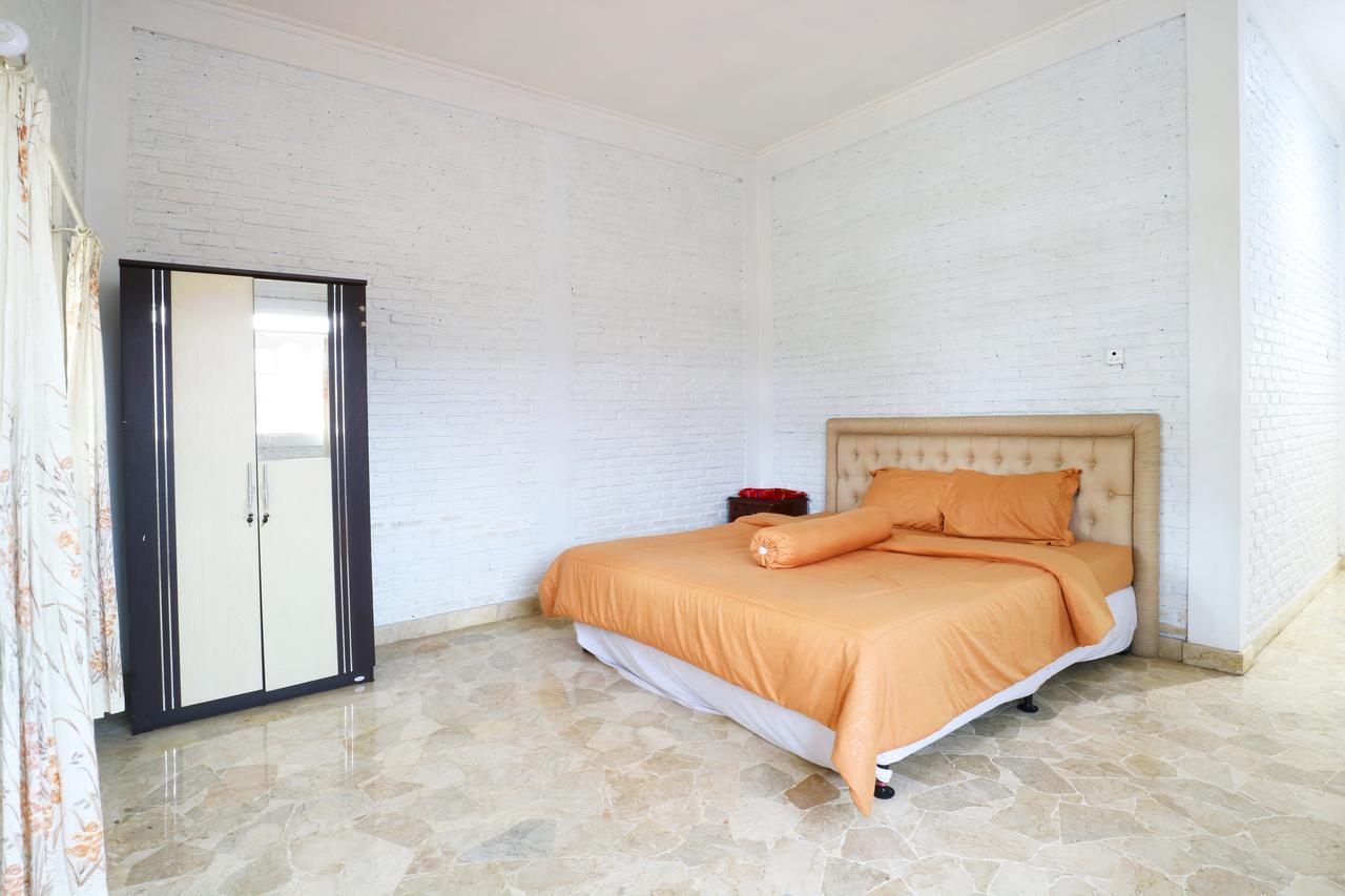 Villa Madani Paragajen Екстериор снимка