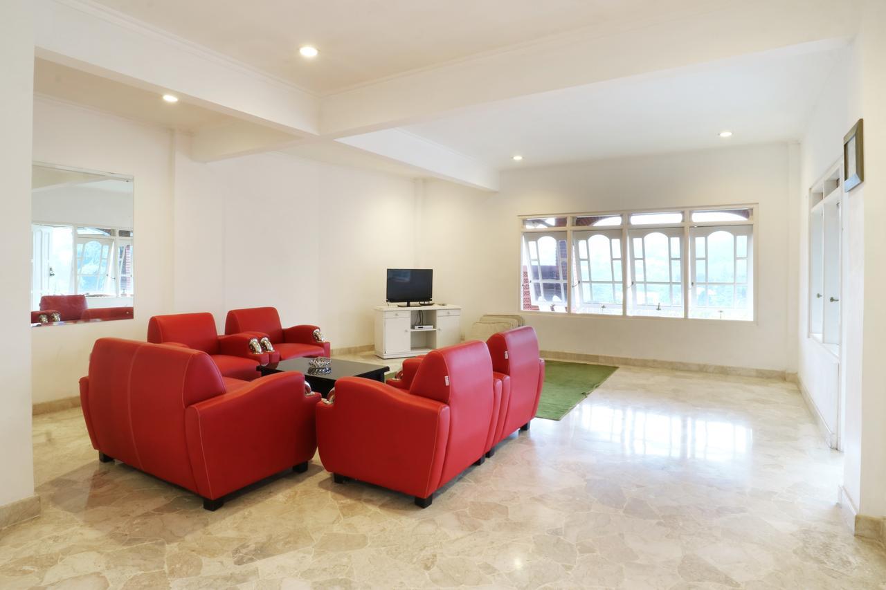 Villa Madani Paragajen Екстериор снимка