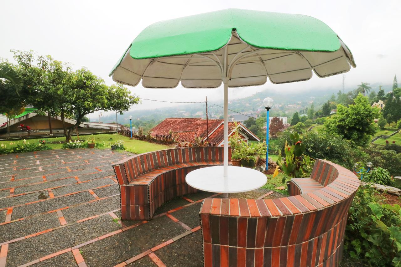 Villa Madani Paragajen Екстериор снимка