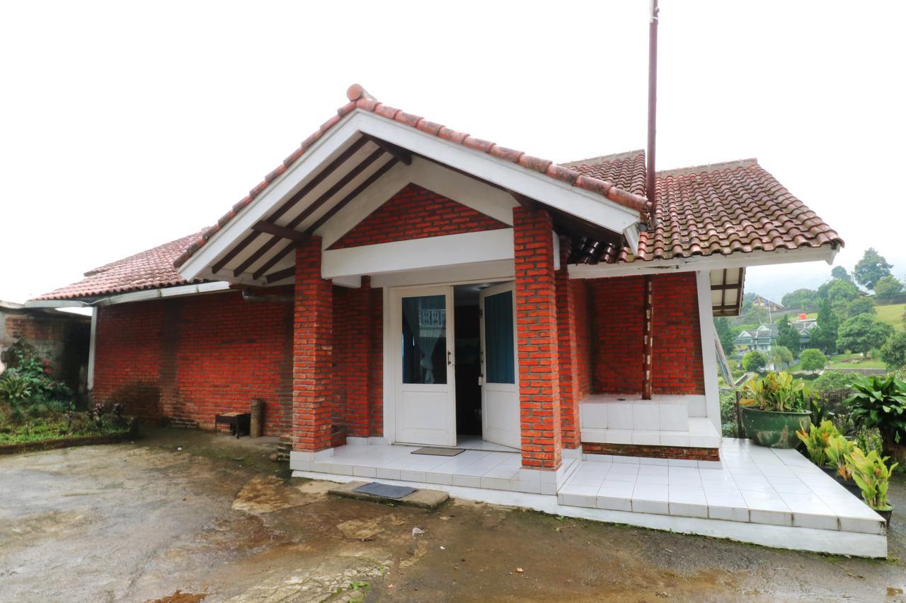 Villa Madani Paragajen Екстериор снимка