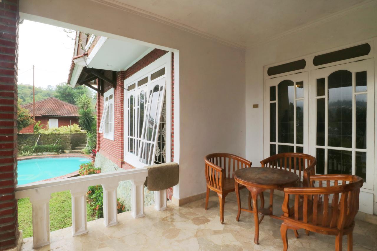 Villa Madani Paragajen Екстериор снимка