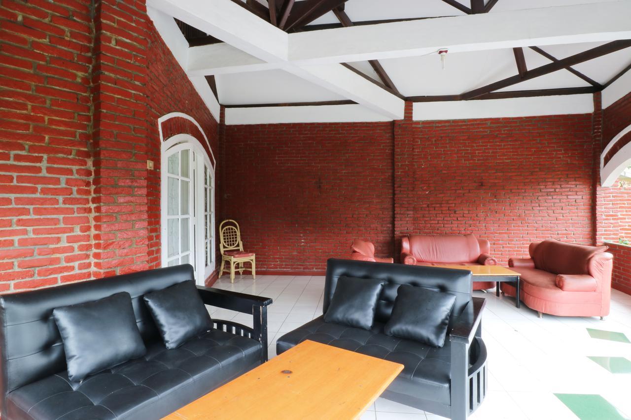 Villa Madani Paragajen Екстериор снимка